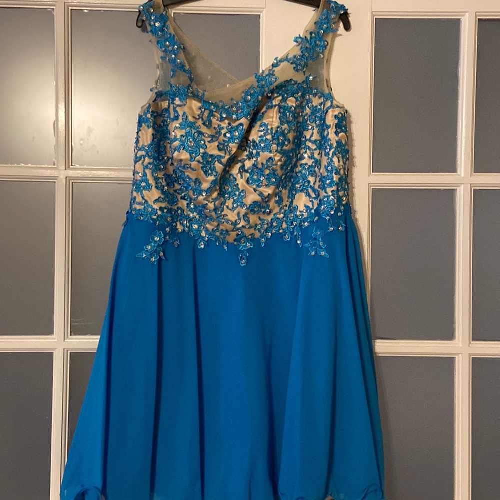 Blue floral cocktail dress